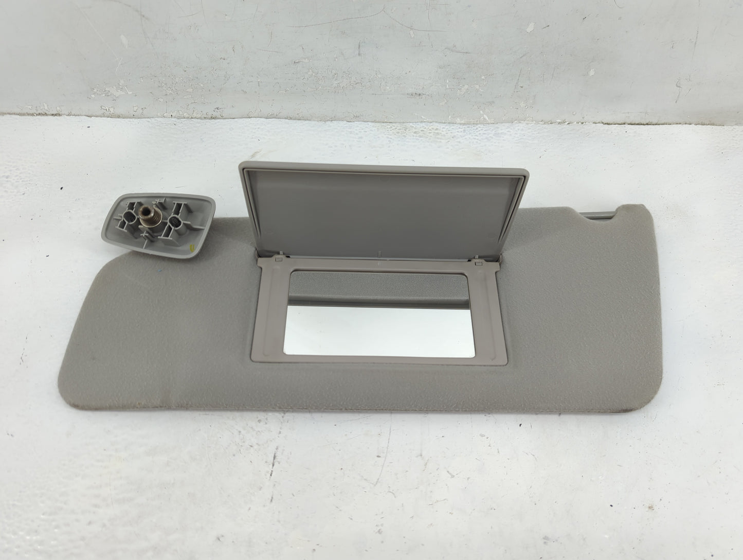 2004-2008 Ford F-150 Sun Visor Shade Replacement Driver Left Mirror Fits Fits 2004 2005 2006 2007 2008 OEM Used Auto Parts -