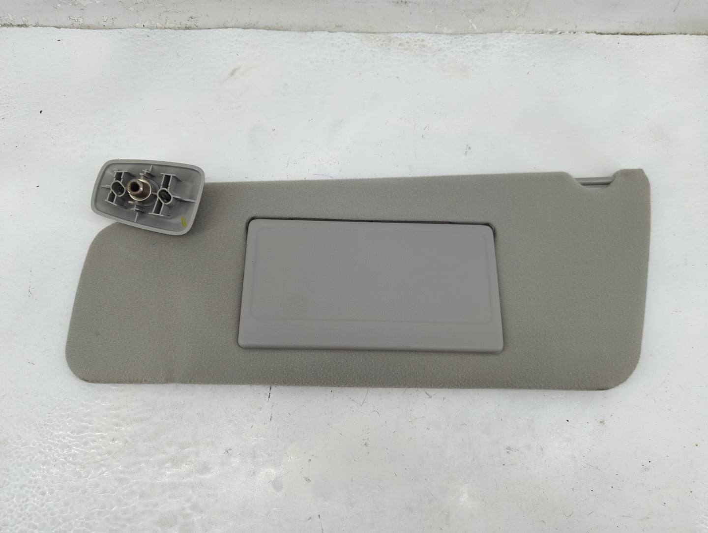 2004-2008 Ford F-150 Sun Visor Shade Replacement Driver Left Mirror Fits Fits 2004 2005 2006 2007 2008 OEM Used Auto Parts -
