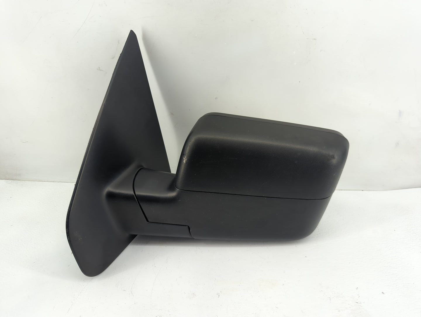 2007-2008 Ford F-150 Driver Side View Mirror - Left Door Mirror OEM Used - Oemusedautoparts1.com