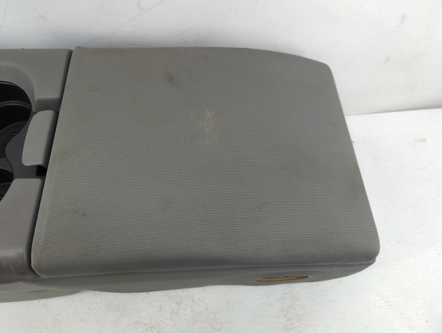 0 Ford F-150 Center Console Armrest Cover Lid Fits OEM Used Auto Parts - Oemusedautoparts1.com