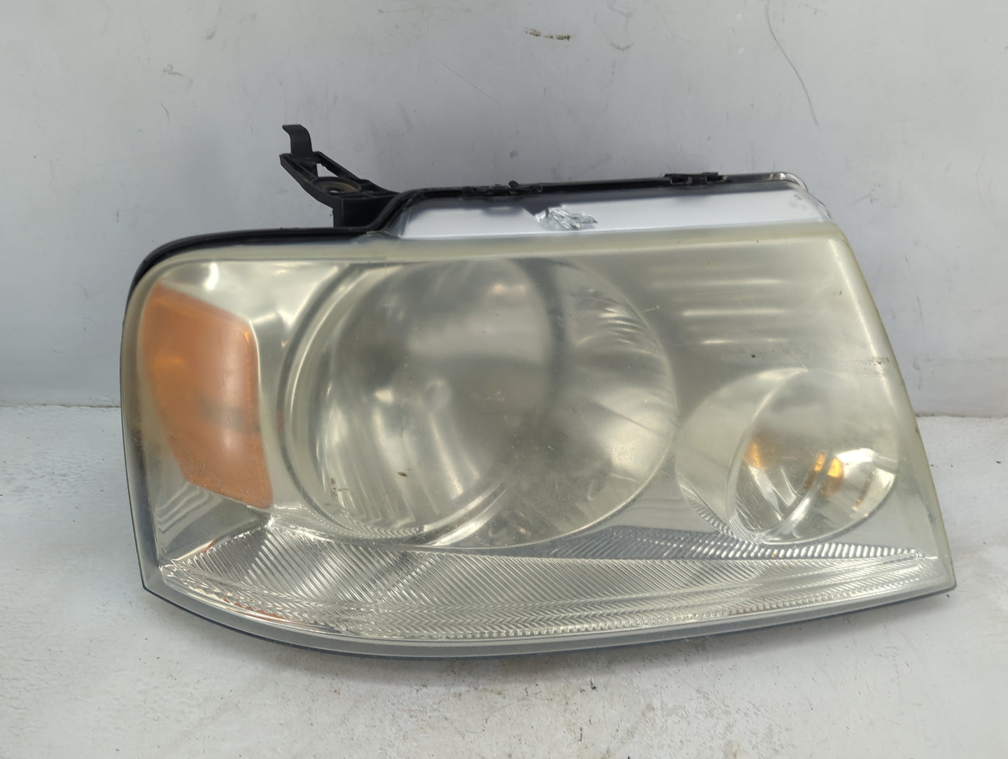 2004-2008 Ford F-150 Passenger Right Oem Head Light Headlight Lamp - Oemusedautoparts1.com