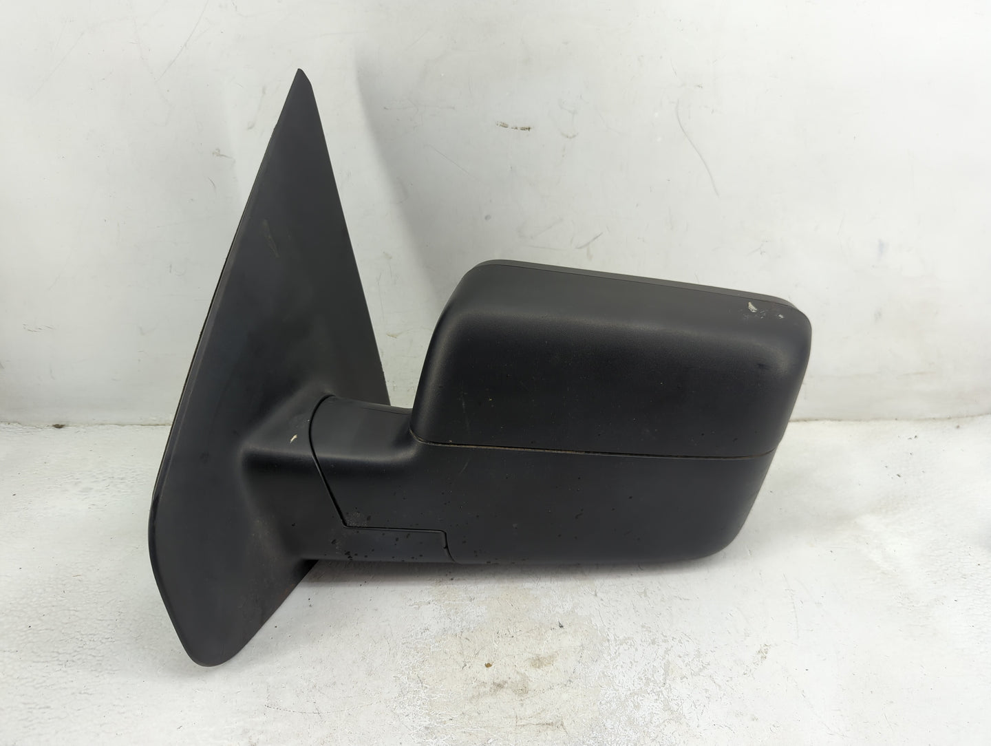 2004-2006 Ford F-150 Driver Side View Mirror - Left Door Mirror OEM Used - Oemusedautoparts1.com