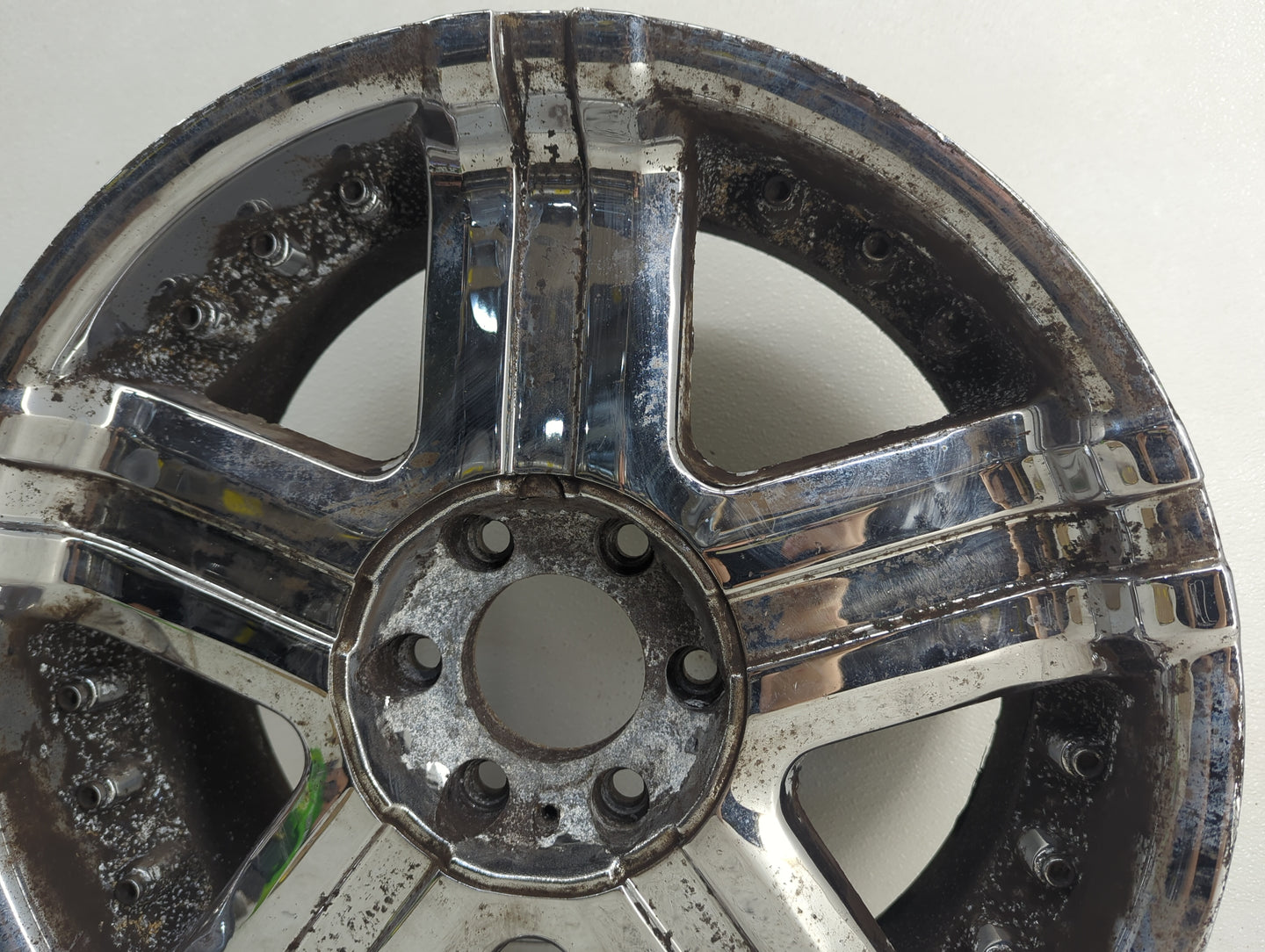 Ford F-250 Oem Wheel Rim 1097586 - Oemusedautoparts1.com