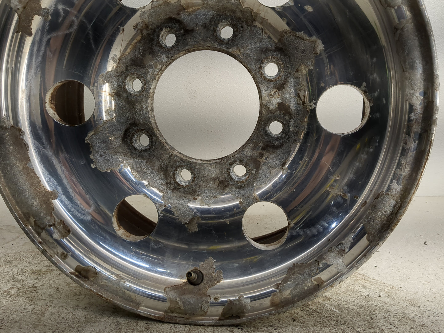Ford F-250 Oem Wheel Rim 1274893 - Oemusedautoparts1.com