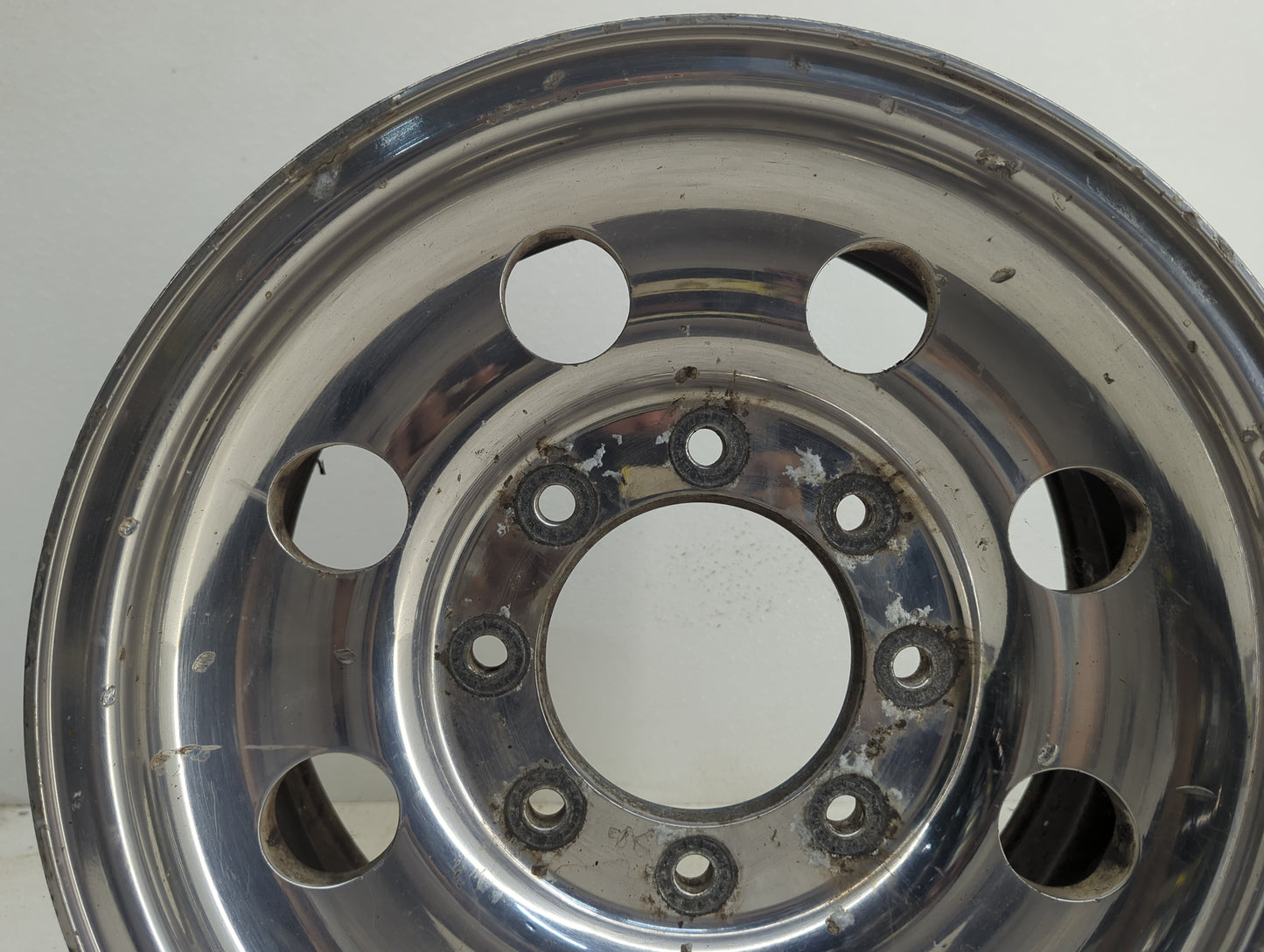 1999-2004 Ford F-250 Super Duty Oem Wheel Rim - Oemusedautoparts1.com