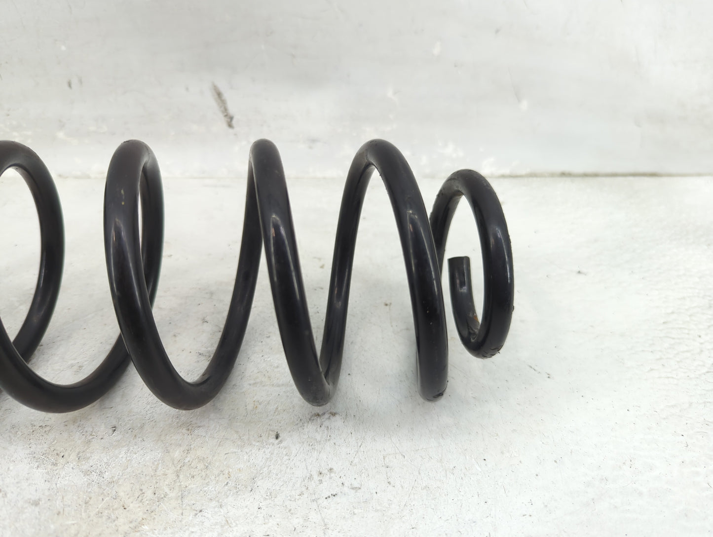 2014-2019 Ford Fiesta Driver Rear Coil Spring - Oem 1130398 - Oemusedautoparts1.com