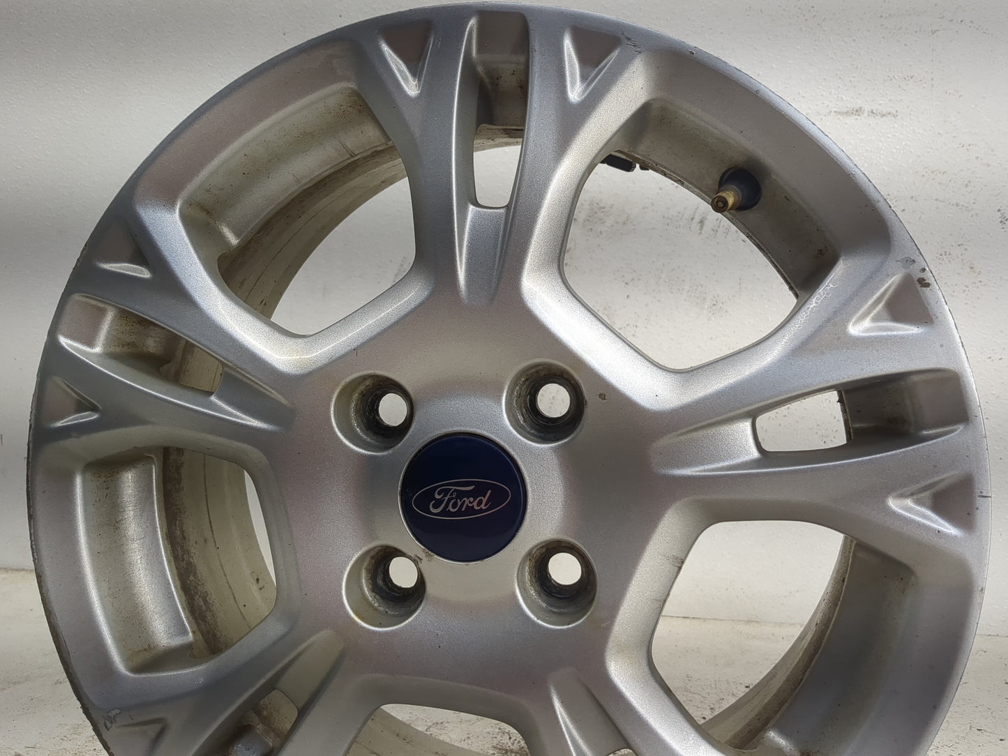 2014-2016 Ford Fiesta Oem Wheel Rim - Oemusedautoparts1.com