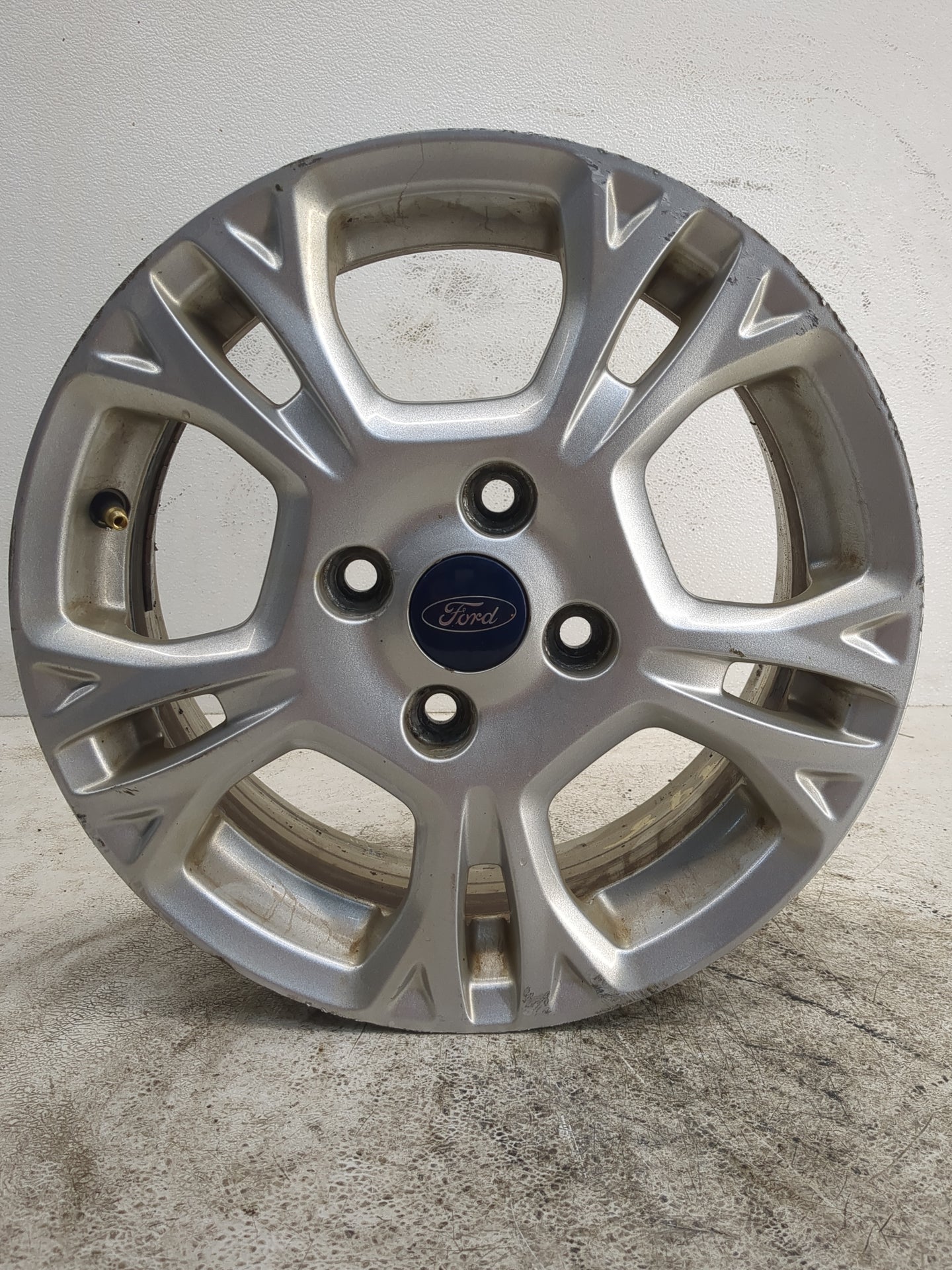 2014-2016 Ford Fiesta Oem Wheel Rim - Oemusedautoparts1.com
