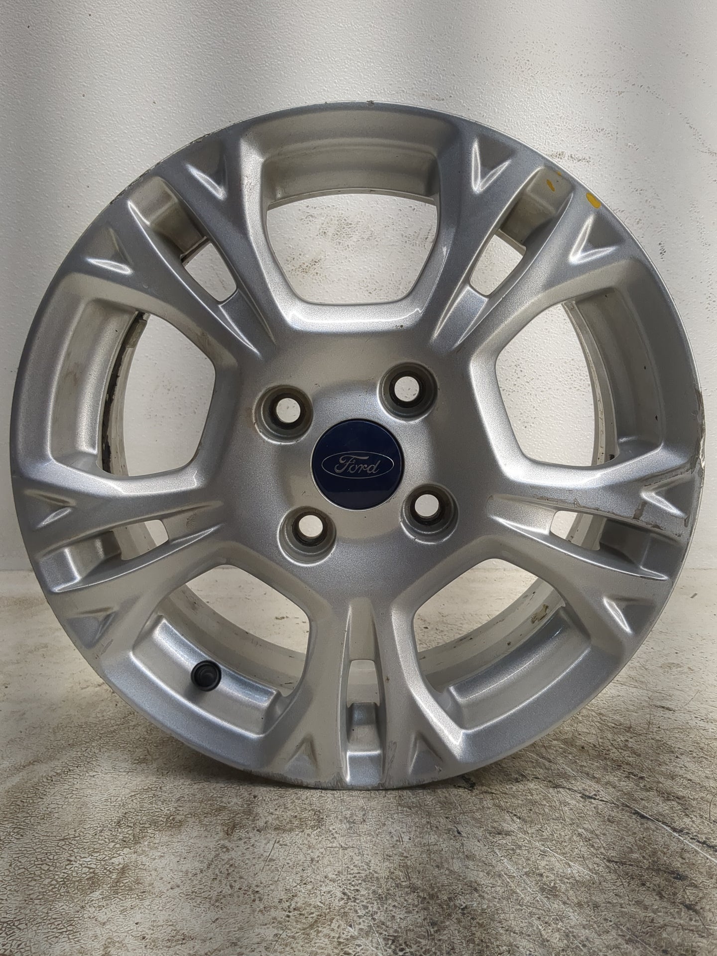 2014-2016 Ford Fiesta Oem Wheel Rim - Oemusedautoparts1.com