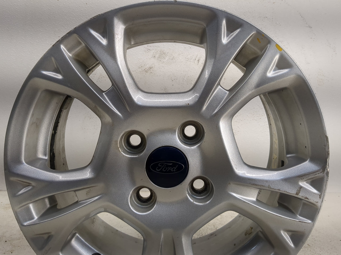 2014-2016 Ford Fiesta Oem Wheel Rim - Oemusedautoparts1.com