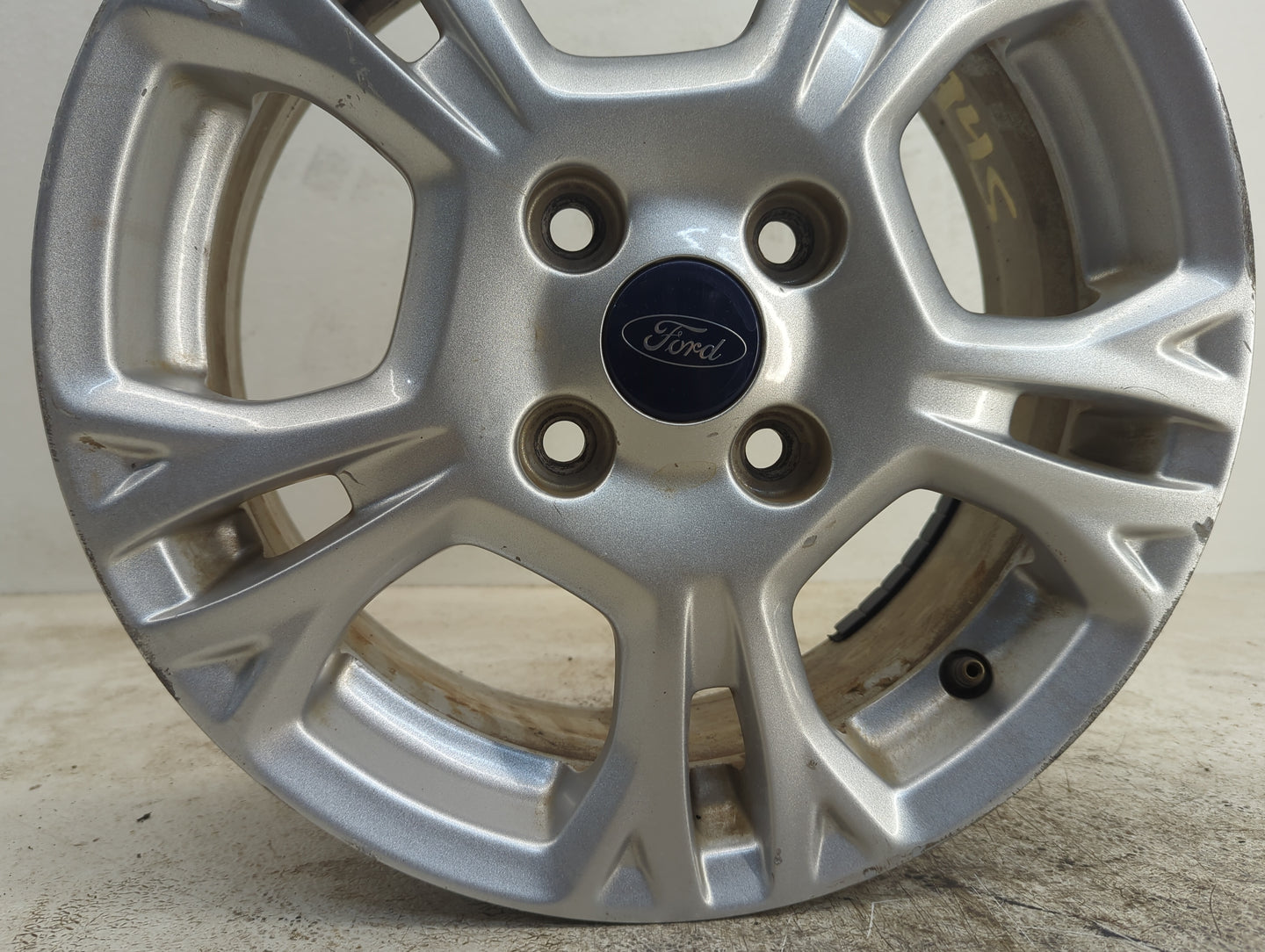 2014-2016 Ford Fiesta Oem Wheel Rim - Oemusedautoparts1.com