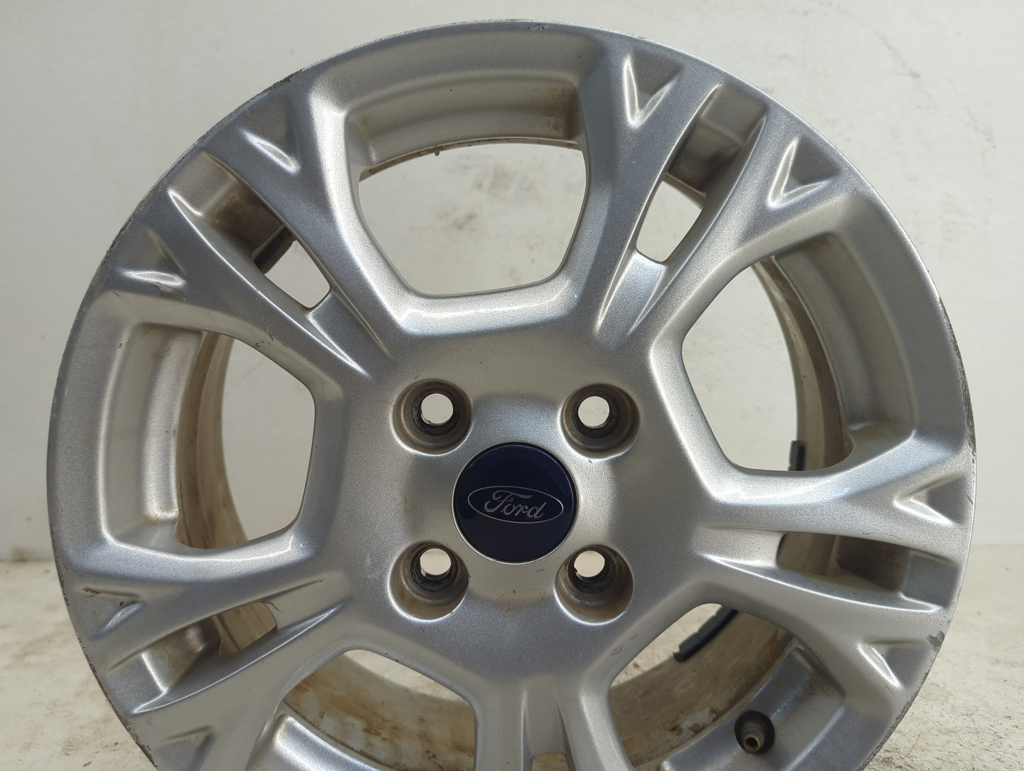 2014-2016 Ford Fiesta Oem Wheel Rim - Oemusedautoparts1.com