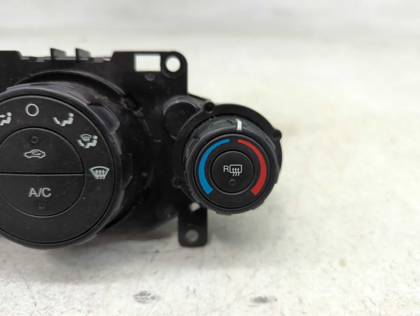 2014-2019 Ford Fiesta Climate Control Module Temperature AC/Heater Replacement Fits Fits 2014 2015 2016 2017 2018 2019 OEM U