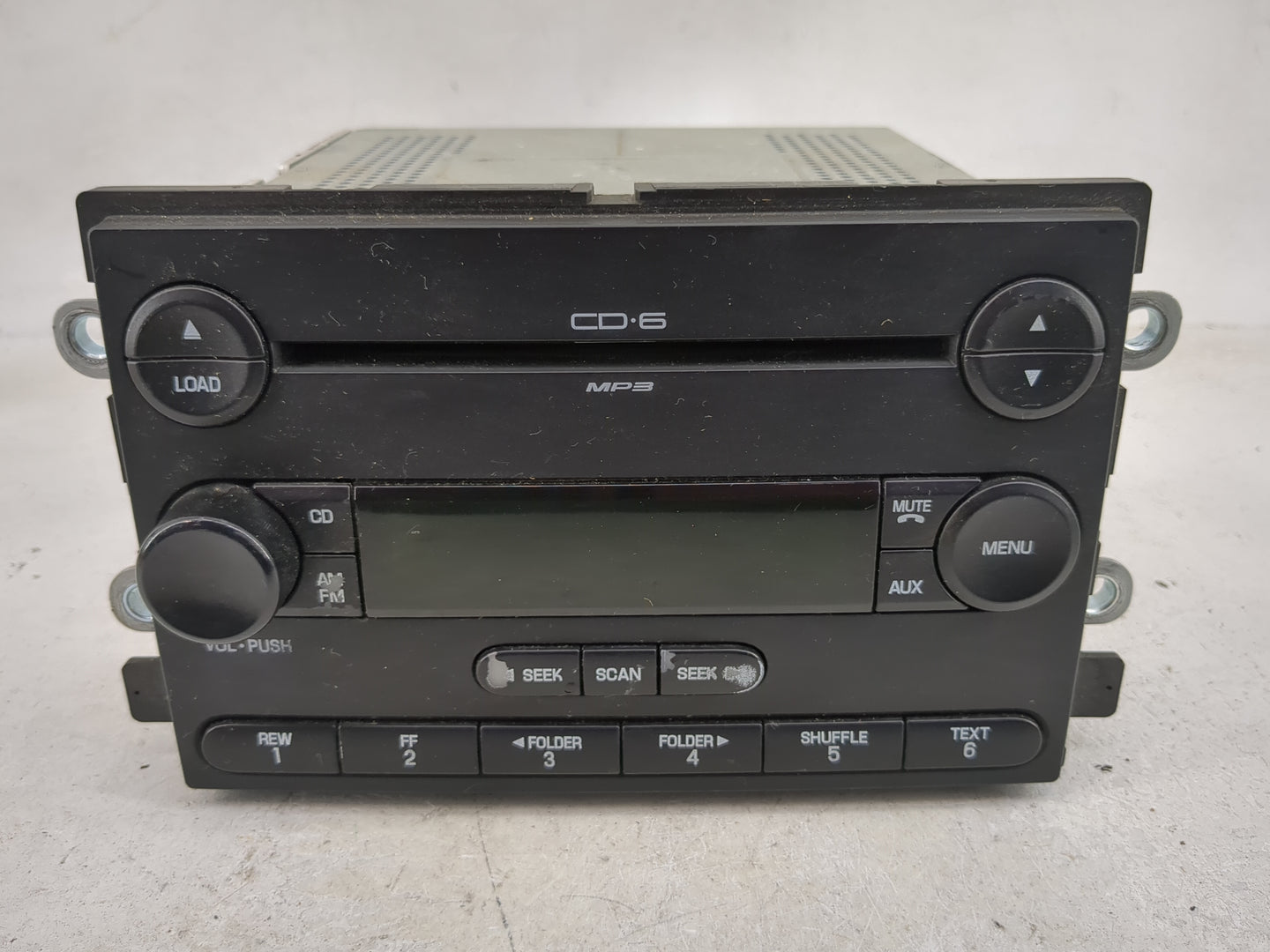 2006-2007 Ford Five Hundred Radio AM FM Cd Player Receiver Replacement Fits Fits 2006 2007 OEM Used Auto Parts - Oemusedauto