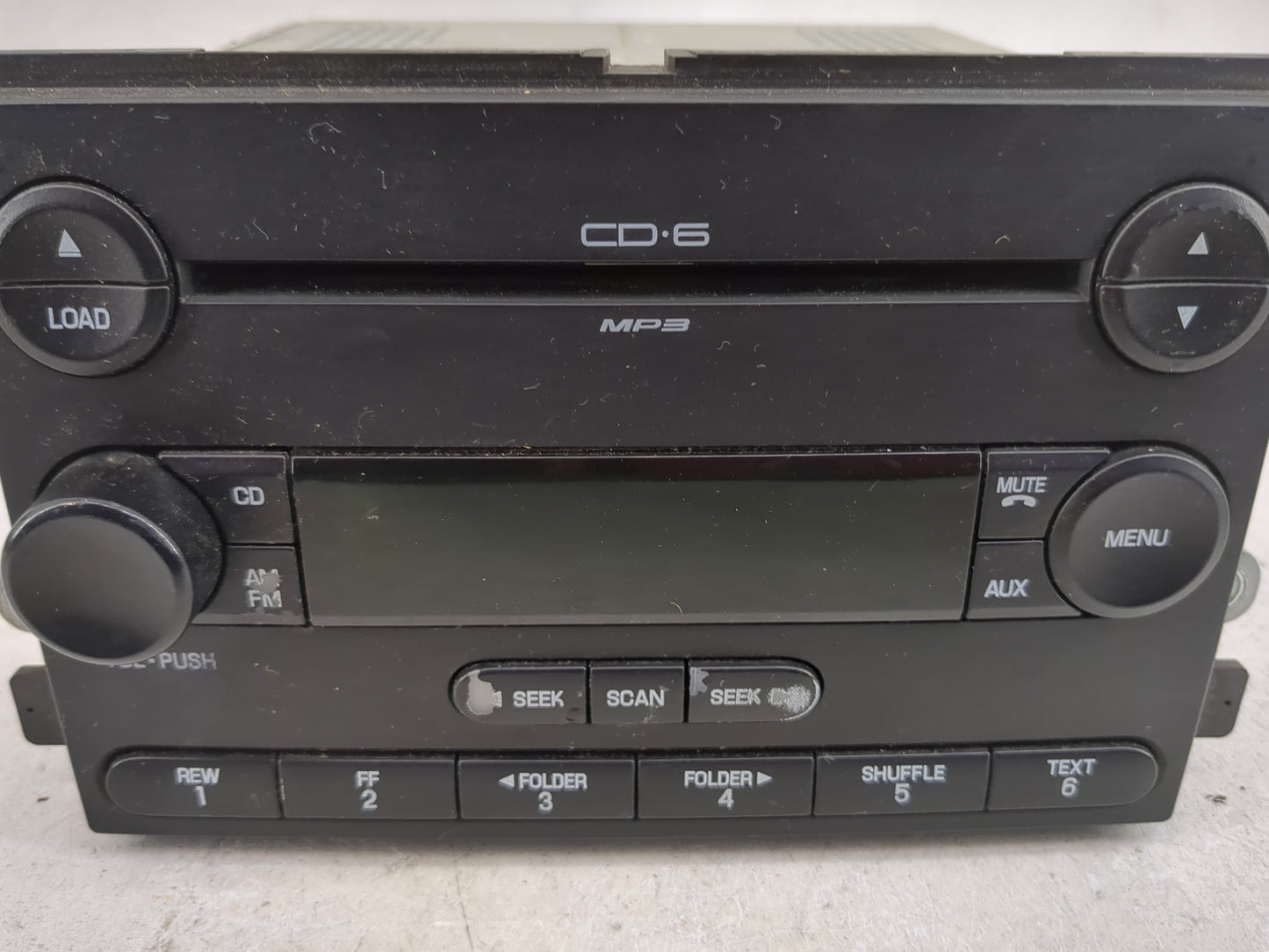 2006-2007 Ford Five Hundred Radio AM FM Cd Player Receiver Replacement Fits Fits 2006 2007 OEM Used Auto Parts - Oemusedauto