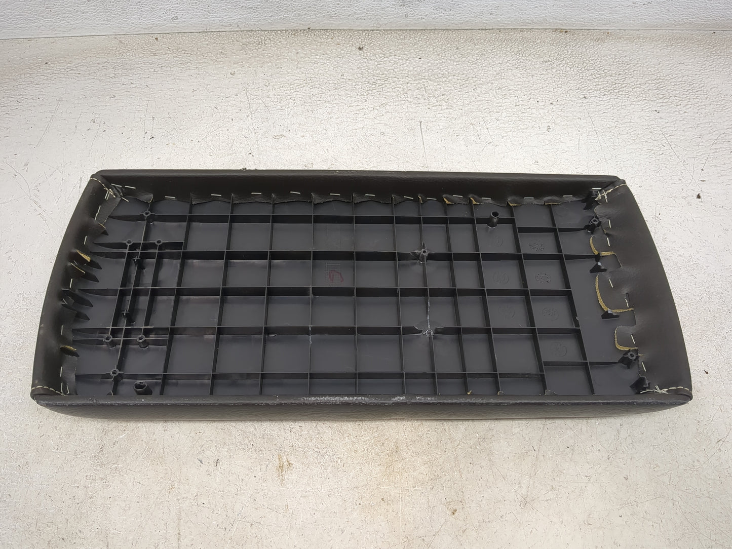 2009-2012 Ford Flex Center Console Armrest Cover Lid Fits Fits 2009 2010 2011 2012 OEM Used Auto Parts - Oemusedautoparts1.c