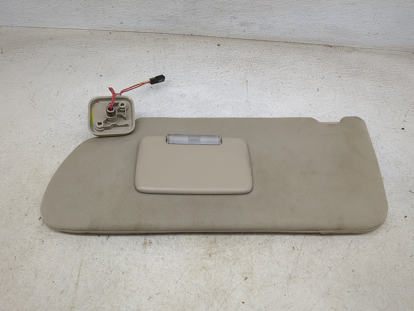 2009-2012 Ford Flex Sun Visor Shade Replacement Driver Left Mirror Fits Fits 2009 2010 2011 2012 OEM Used Auto Parts - Oemus