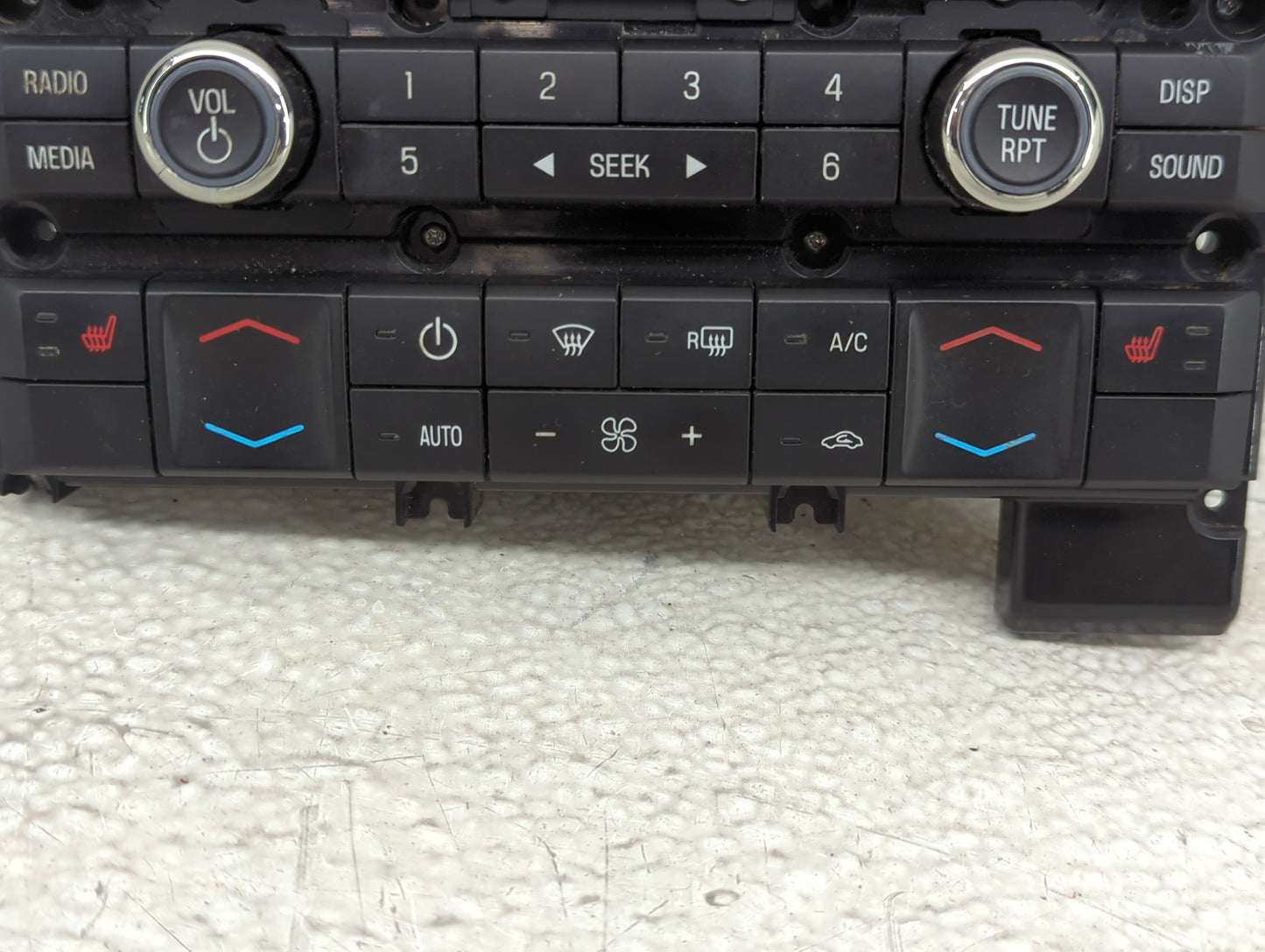 2010-2012 Ford Flex Radio Control Panel - Oemusedautoparts1.com