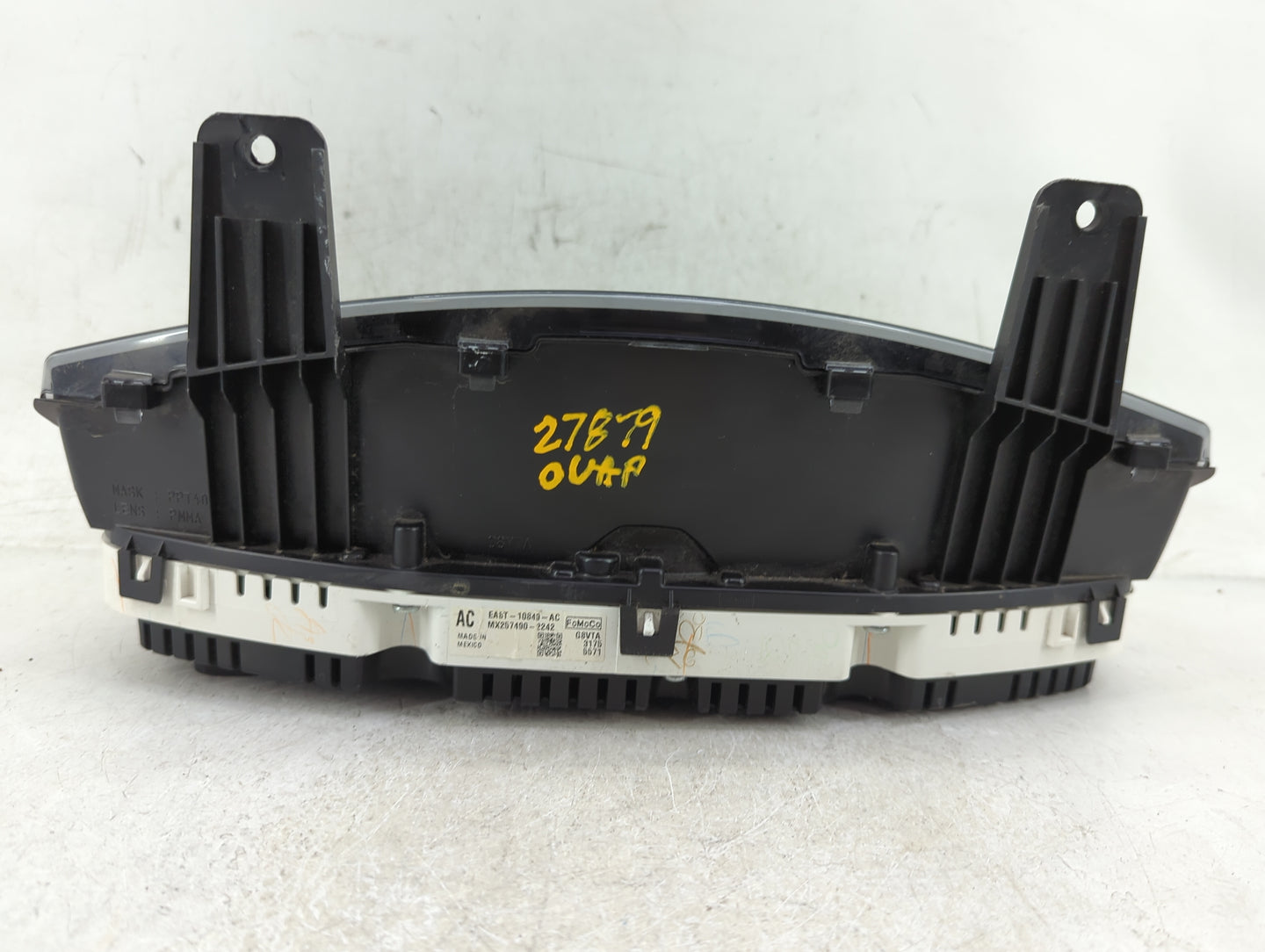 2014-2015 Ford Flex Instrument Cluster Speedometer Gauges Fits Fits 2014 2015 OEM Used Auto Parts - Oemusedautoparts1.com