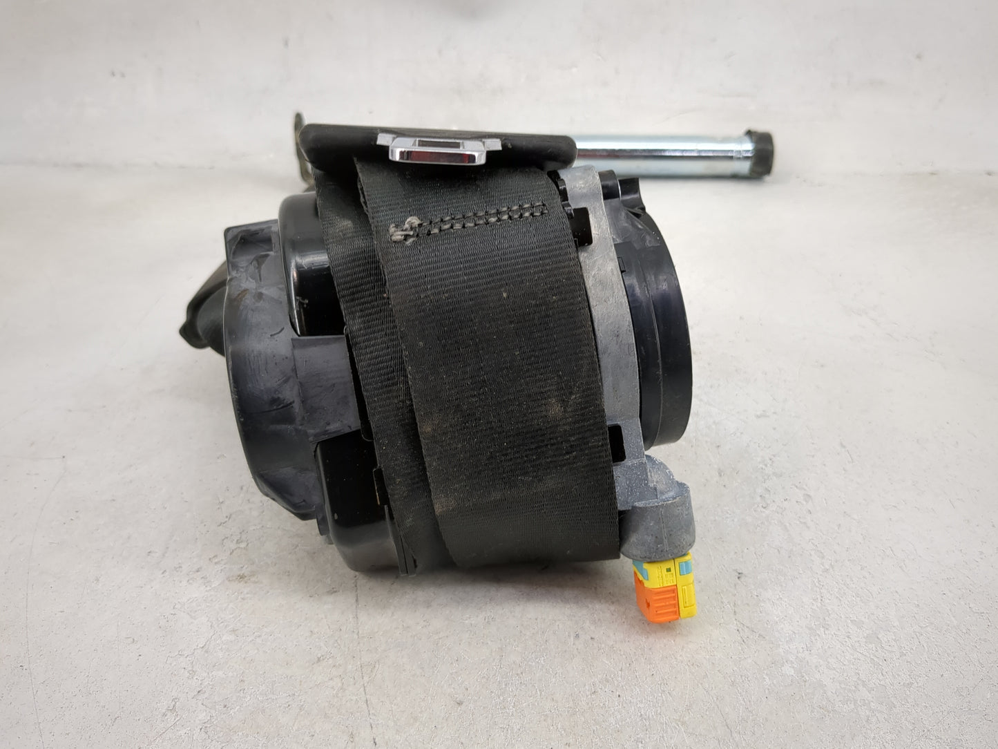 2013-2018 Ford Focus Passenger Front Seatbelt Retractor 1052556 - Oemusedautoparts1.com