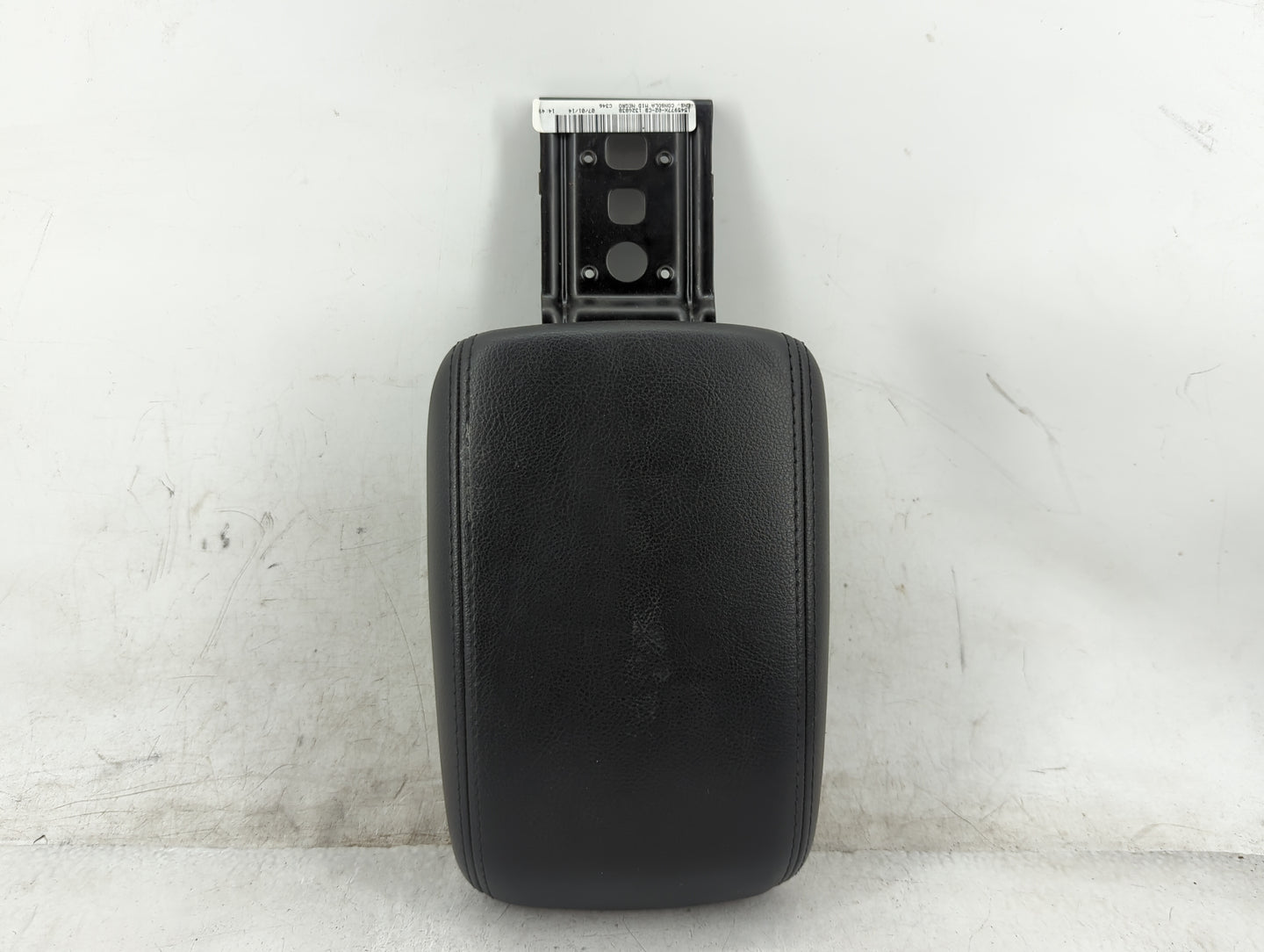 2012-2014 Ford Focus Center Console Armrest Cover Lid Fits Fits 2012 2013 2014 OEM Used Auto Parts - Oemusedautoparts1.com