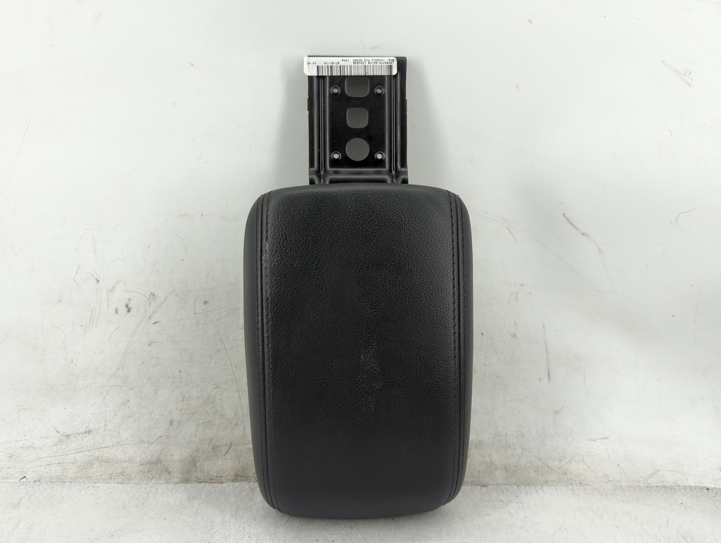 2012-2014 Ford Focus Center Console Armrest Cover Lid Fits Fits 2012 2013 2014 OEM Used Auto Parts - Oemusedautoparts1.com