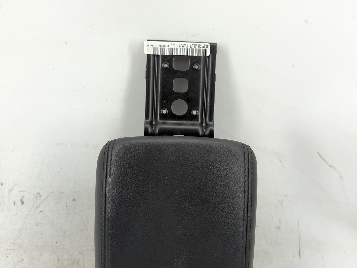 2012-2014 Ford Focus Center Console Armrest Cover Lid Fits Fits 2012 2013 2014 OEM Used Auto Parts - Oemusedautoparts1.com