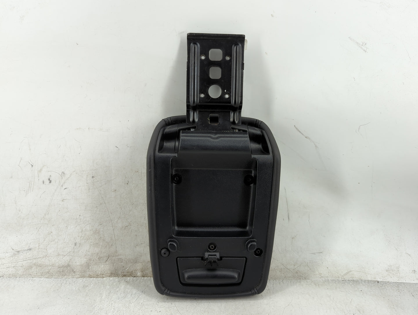 2012-2014 Ford Focus Center Console Armrest Cover Lid Fits Fits 2012 2013 2014 OEM Used Auto Parts - Oemusedautoparts1.com