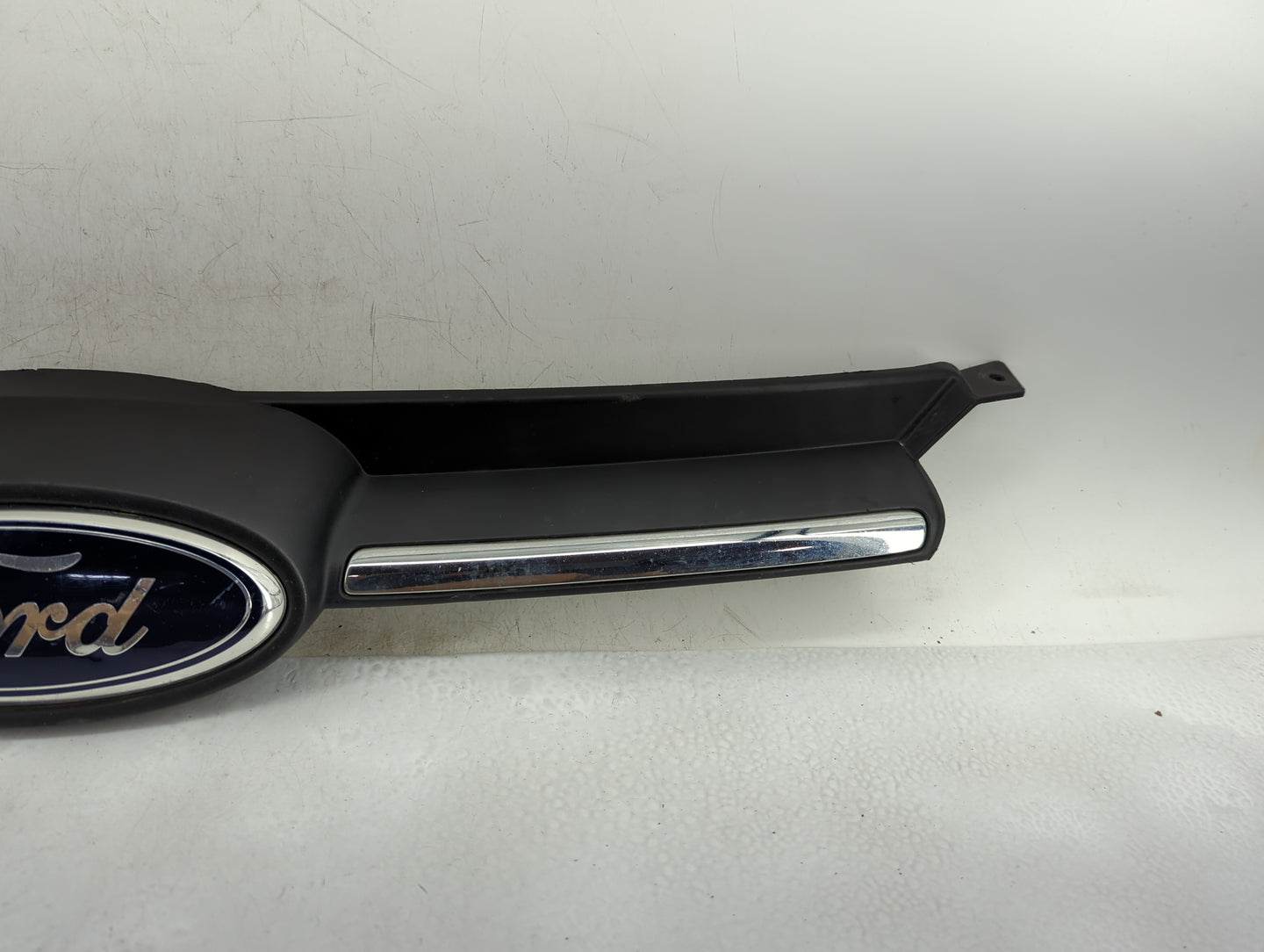 2012-2014 Ford Focus Front Grille Bumper Not Included - Oemusedautoparts1.com