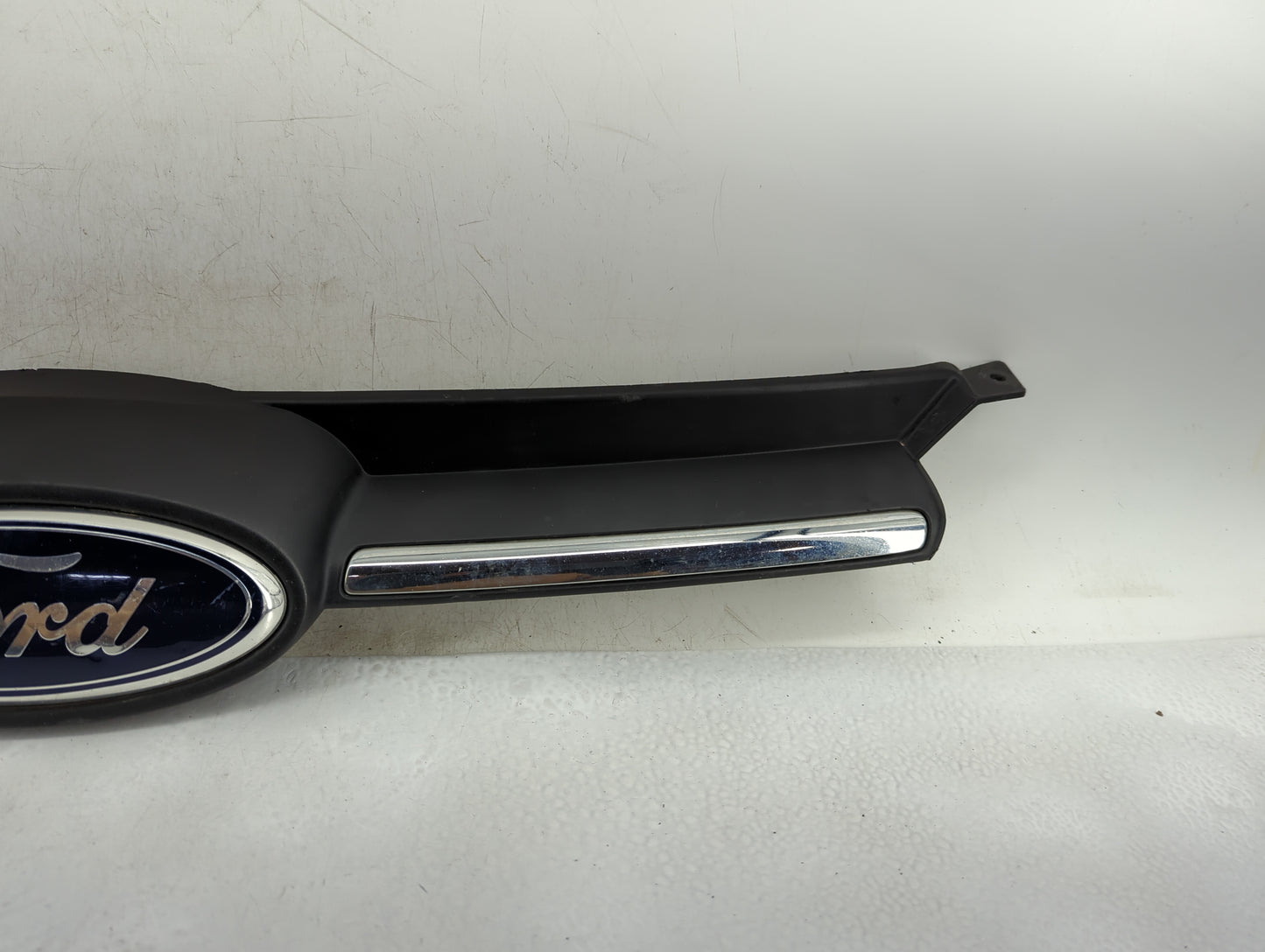2012-2014 Ford Focus Front Grille Bumper Not Included - Oemusedautoparts1.com