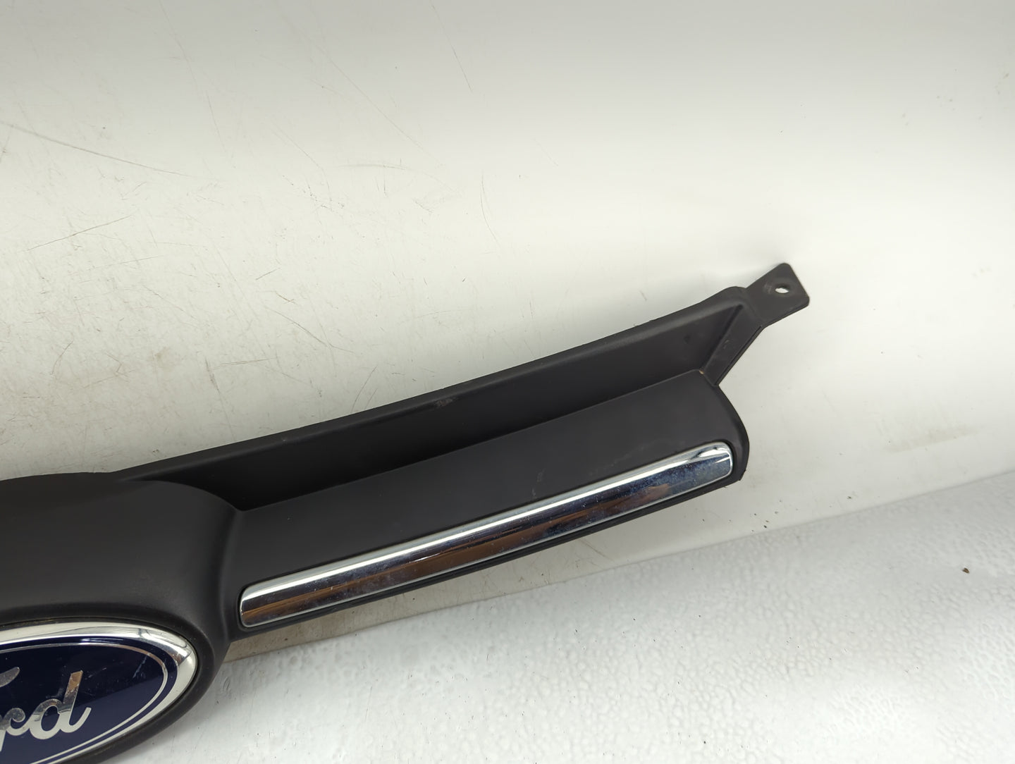 2012-2014 Ford Focus Front Grille Bumper Not Included - Oemusedautoparts1.com