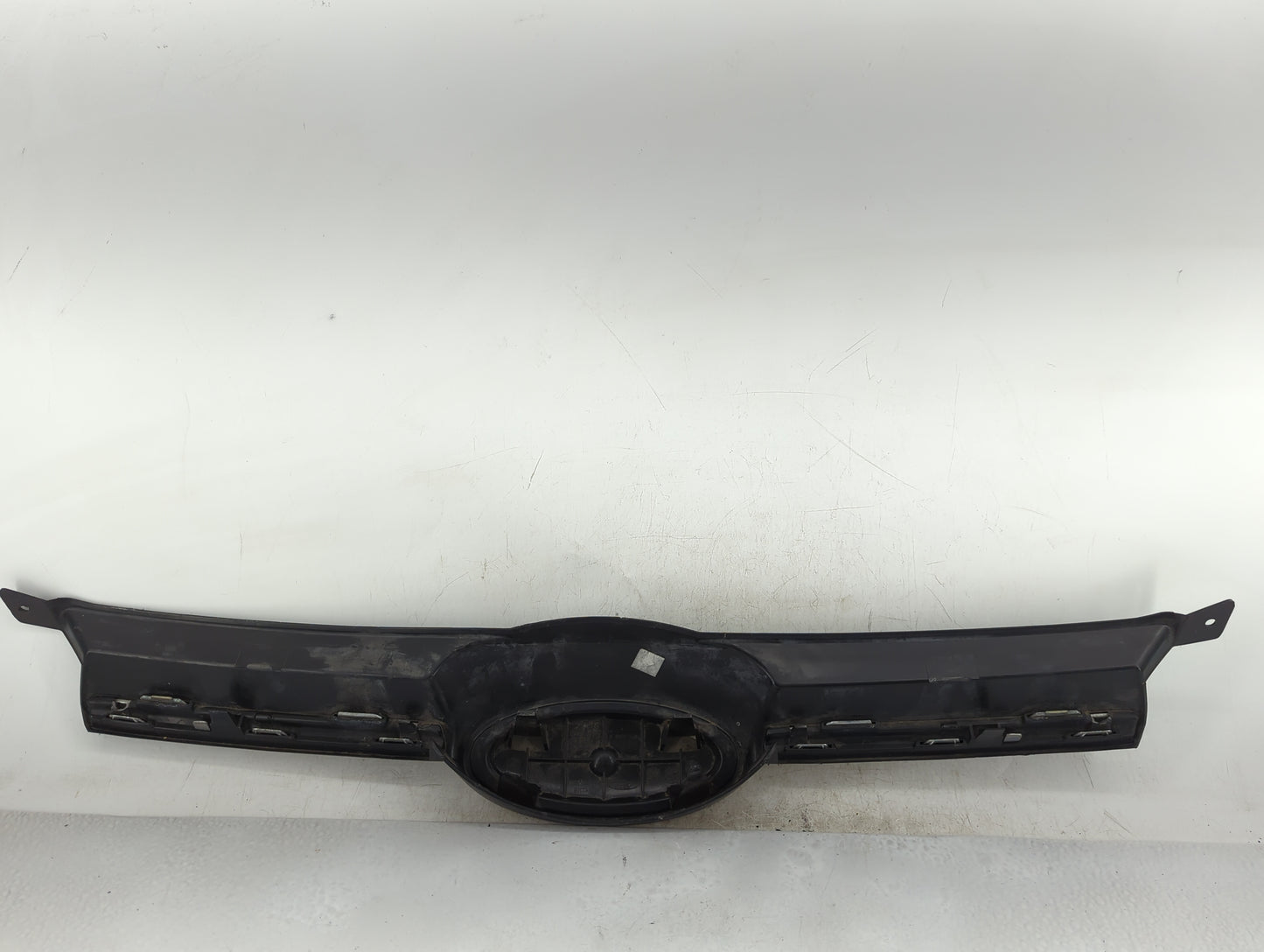 2012-2014 Ford Focus Front Grille Bumper Not Included - Oemusedautoparts1.com