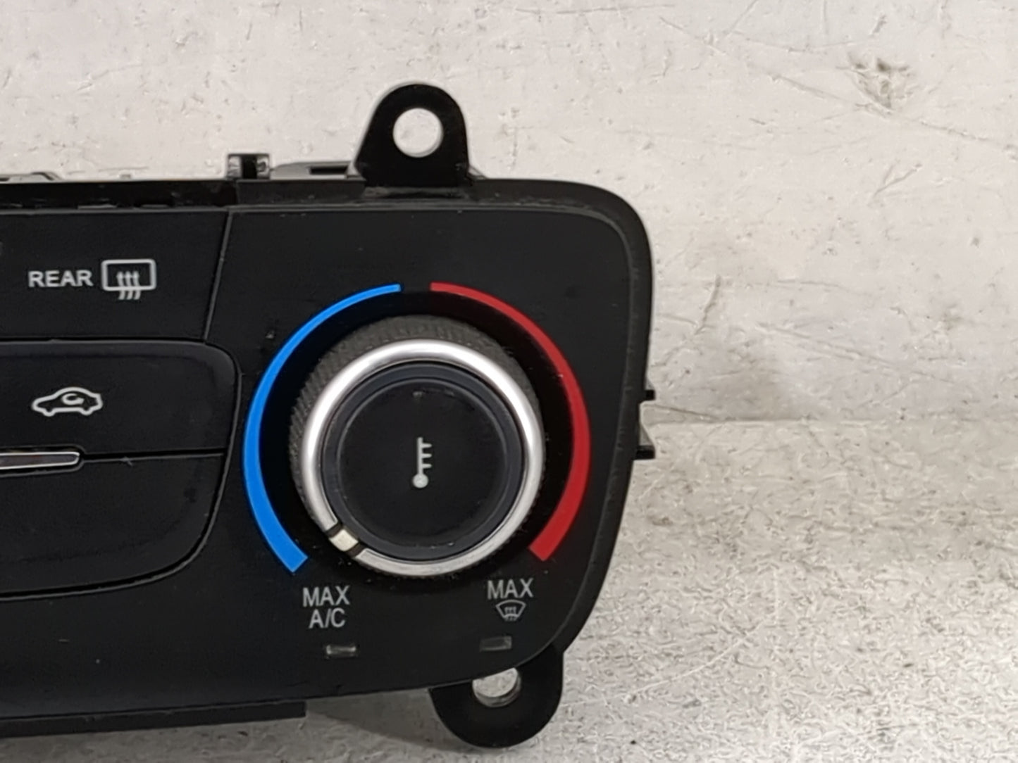 2015-2018 Ford Focus Climate Control Module Temperature AC/Heater Replacement Fits Fits 2015 2016 2017 2018 OEM Used Auto Pa