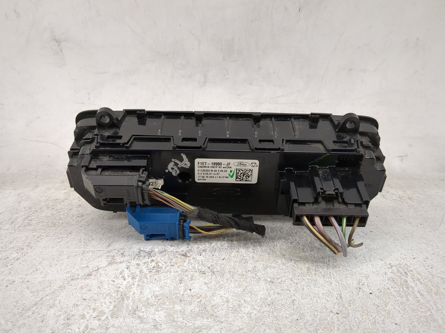 2015-2018 Ford Focus Climate Control Module Temperature AC/Heater Replacement Fits Fits 2015 2016 2017 2018 OEM Used Auto Pa