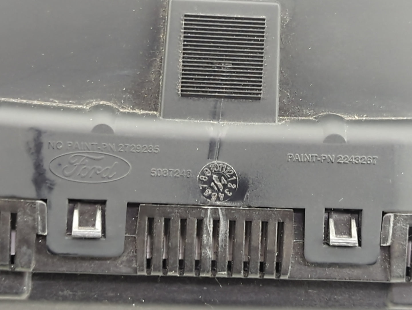 2012-2018 Ford Focus Instrument Cluster Speedometer Gauges Fits Fits 2012 2013 2014 2015 2016 2017 2018 OEM Used Auto Parts 