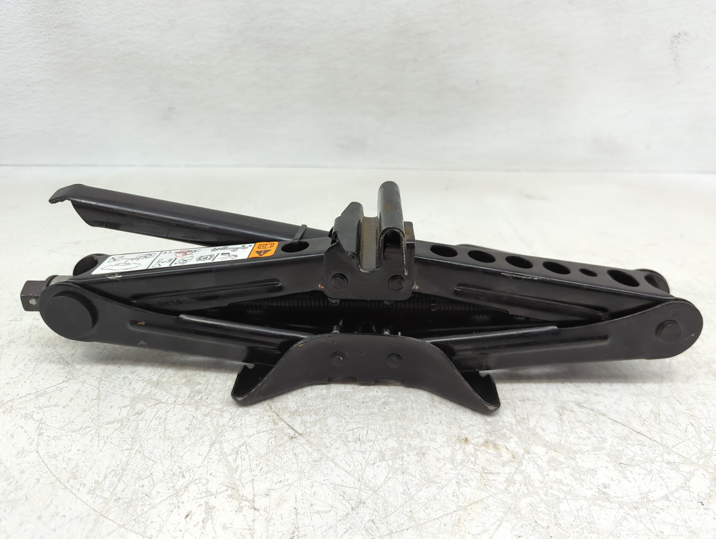 Ford Focus Spare Scissor Car Jack - Oemusedautoparts1.com