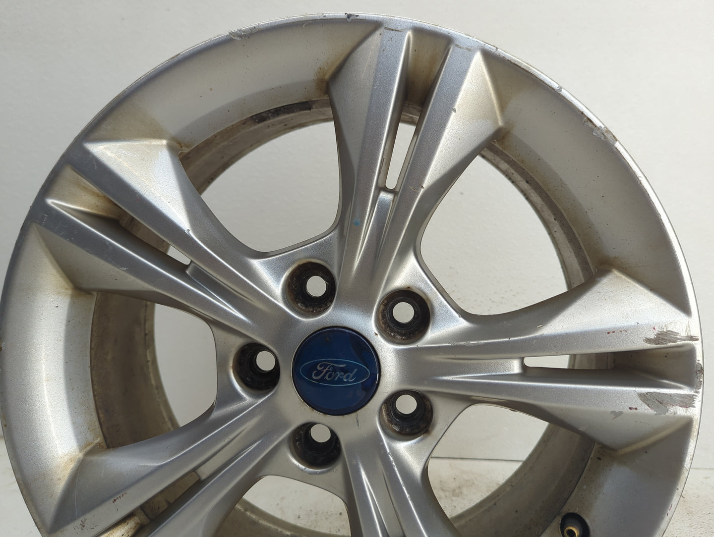 2012-2018 Ford Focus Oem Wheel Rim - Oemusedautoparts1.com