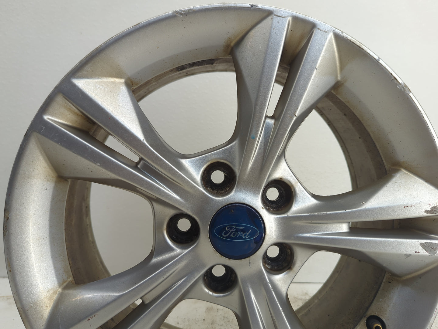 2012-2018 Ford Focus Oem Wheel Rim - Oemusedautoparts1.com