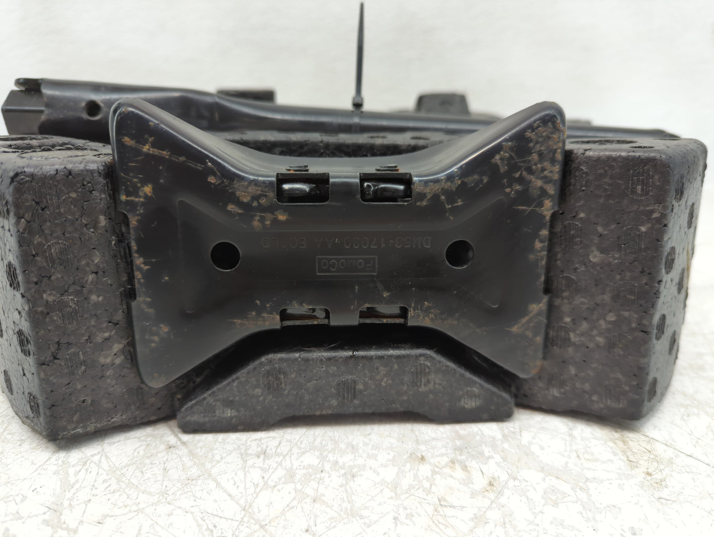 Ford Focus Spare Scissor Car Jack - Oemusedautoparts1.com