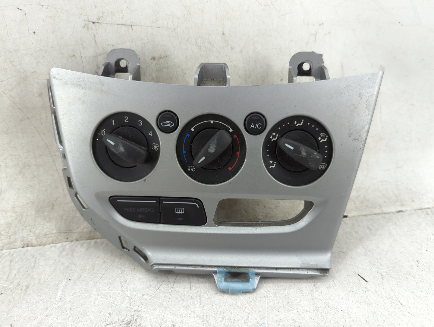 2013-2014 Ford Focus Climate Control Module Temperature AC/Heater Replacement Fits Fits 2013 2014 OEM Used Auto Parts - Oemu
