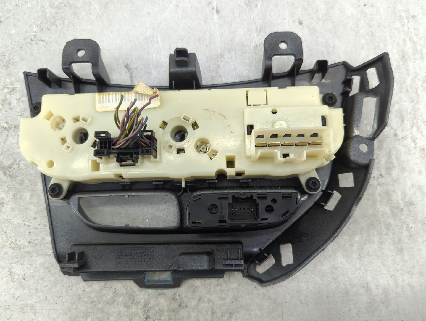 2013-2014 Ford Focus Climate Control Module Temperature AC/Heater Replacement Fits Fits 2013 2014 OEM Used Auto Parts - Oemu