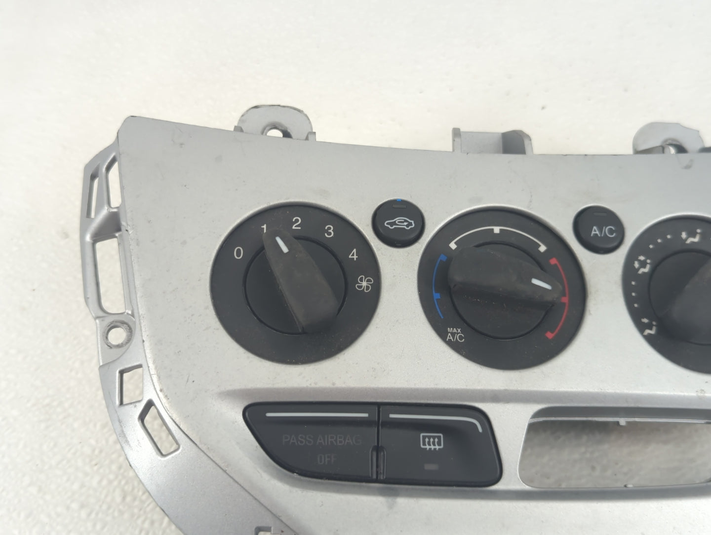 2013-2014 Ford Focus Climate Control Module Temperature AC/Heater Replacement P/N:CM5T-19980-AE Fits Fits 2013 2014 OEM Used