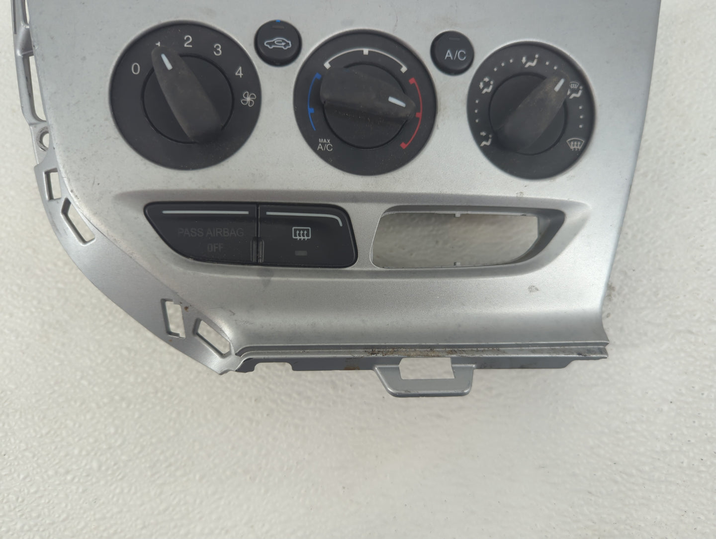 2013-2014 Ford Focus Climate Control Module Temperature AC/Heater Replacement P/N:CM5T-19980-AE Fits Fits 2013 2014 OEM Used