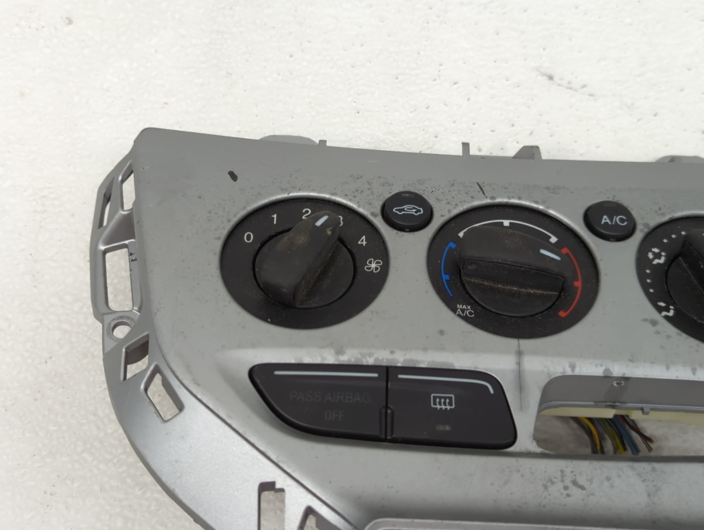 2013-2014 Ford Focus Climate Control Module Temperature AC/Heater Replacement P/N:E1062773 Fits Fits 2013 2014 OEM Used Auto