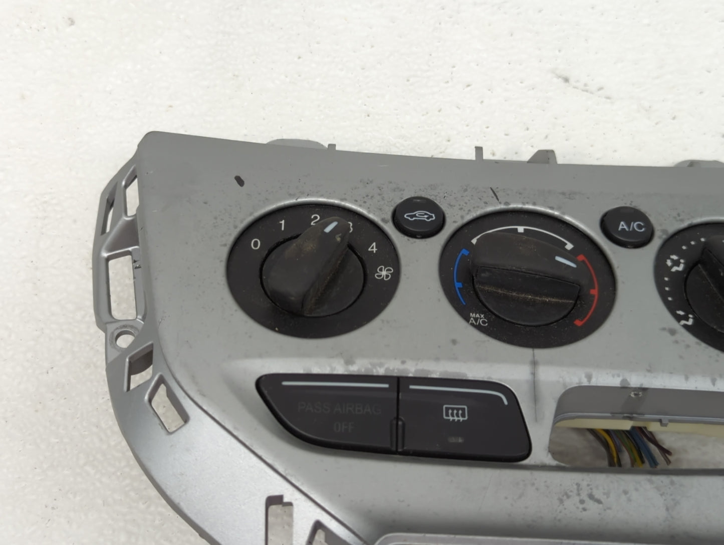 2013-2014 Ford Focus Climate Control Module Temperature AC/Heater Replacement P/N:E1062773 Fits Fits 2013 2014 OEM Used Auto