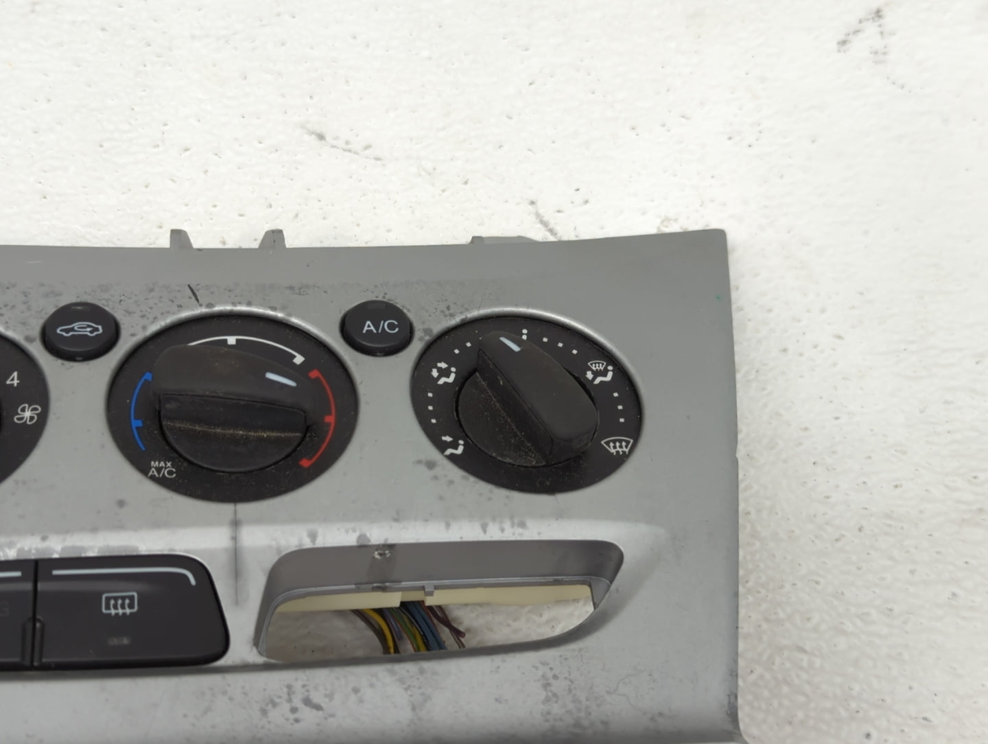 2013-2014 Ford Focus Climate Control Module Temperature AC/Heater Replacement P/N:E1062773 Fits Fits 2013 2014 OEM Used Auto