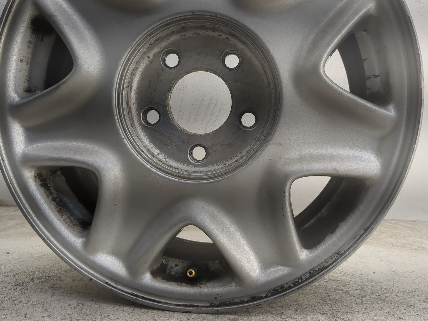 Ford Focus Oem Wheel Rim 1227739 - Oemusedautoparts1.com
