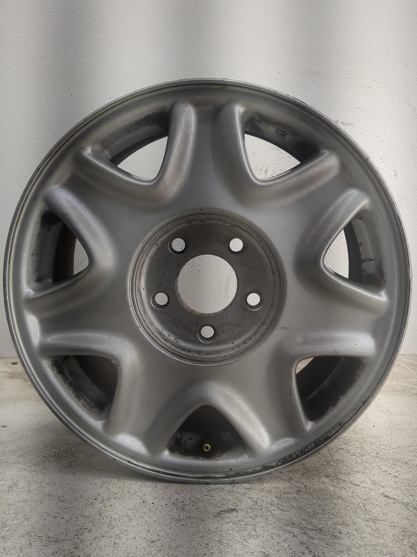 Ford Focus Oem Wheel Rim 1227739 - Oemusedautoparts1.com