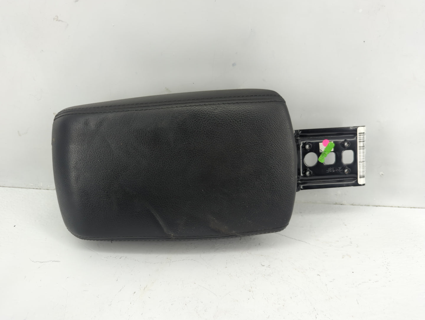 2012-2014 Ford Focus Center Console Armrest Cover Lid Fits Fits 2012 2013 2014 OEM Used Auto Parts - Oemusedautoparts1.com