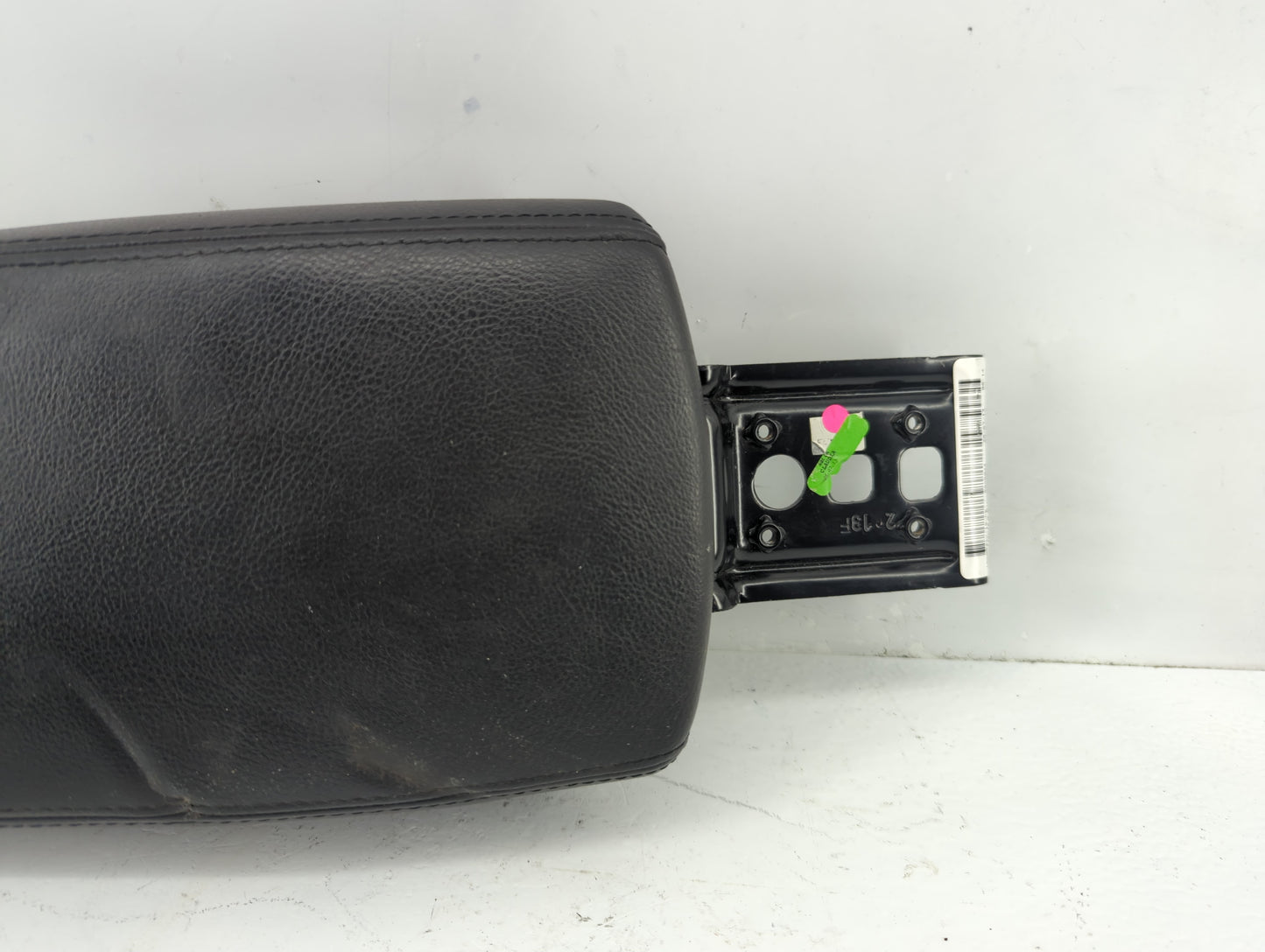 2012-2014 Ford Focus Center Console Armrest Cover Lid Fits Fits 2012 2013 2014 OEM Used Auto Parts - Oemusedautoparts1.com